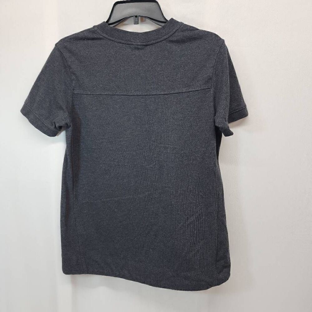 Nike Size Small CLC Crew Shirtsleeve Shirt casual Gym Fitness Athletic Grey - Picture 2 of 7